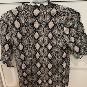 Snake print top